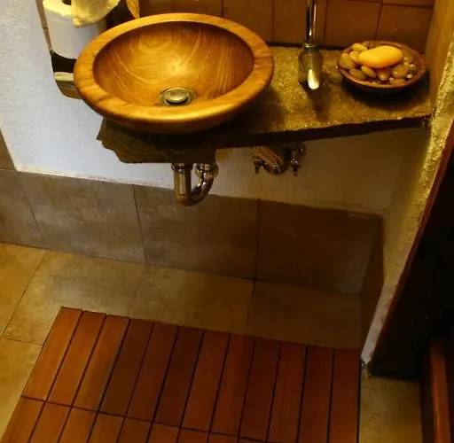 ゲストハウス Karaivan